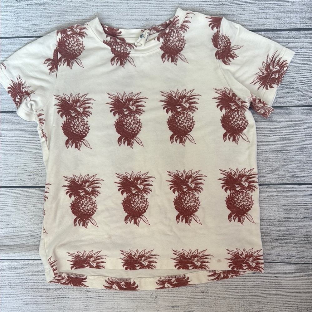 Kate Quinn 3T shirt
